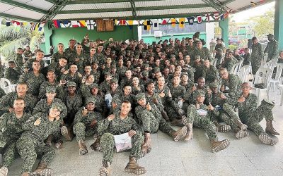 Batallones de Instrucción en Coveñas celebran el cumpleaños de los Infantes de Marina